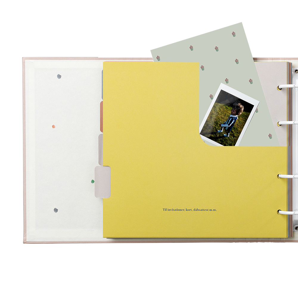 åben barnets bog med ringbind